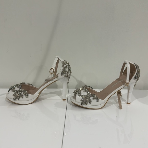 Crystal High Heels - Picture 2 of 4